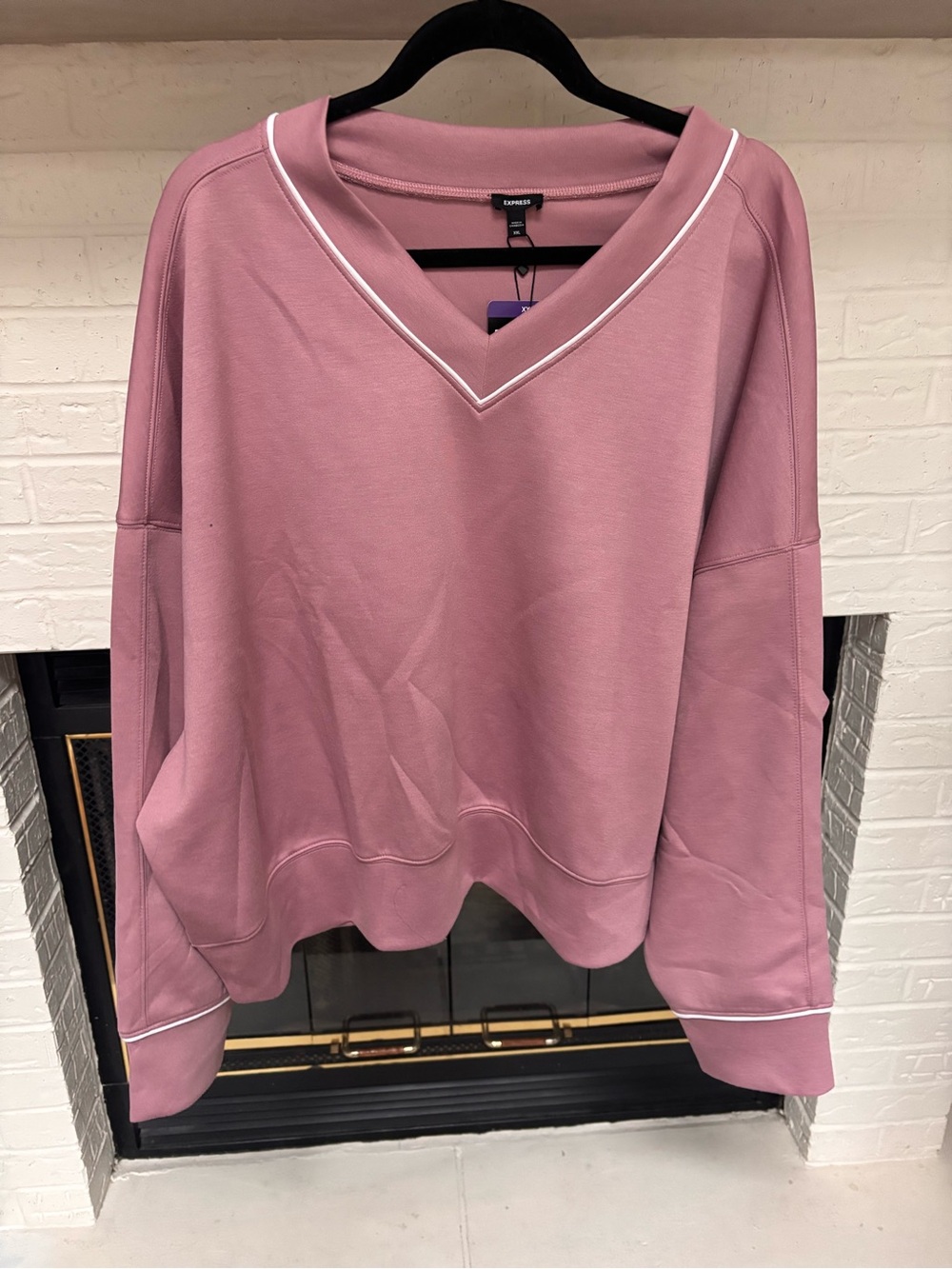 Express Women's Rose V-Neck Pullover with White Trim